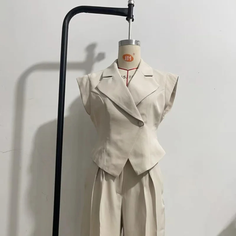 Womens Chic Top Pant Suit Lapel Sleeveless Vneck Slimming Tops Loose Straight Through Pants 2025 Summer Outfits 250616