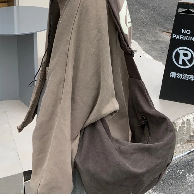 Vintage Womens Bag Large Capacity Shoulder Bag Solid Color Simple Casual Bag Retro Handbags 250624