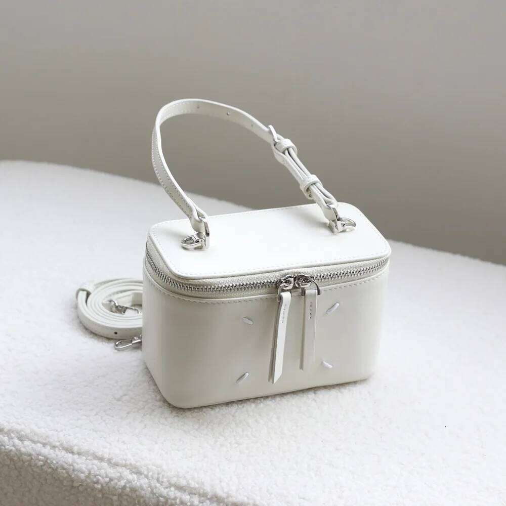 Luxurious Design Bags Retro Sheepskin Box Bag Genuine Leather Handbag Light Women Vintage Inspired Square Shoulder Purse Roomy Phone Card Pouch