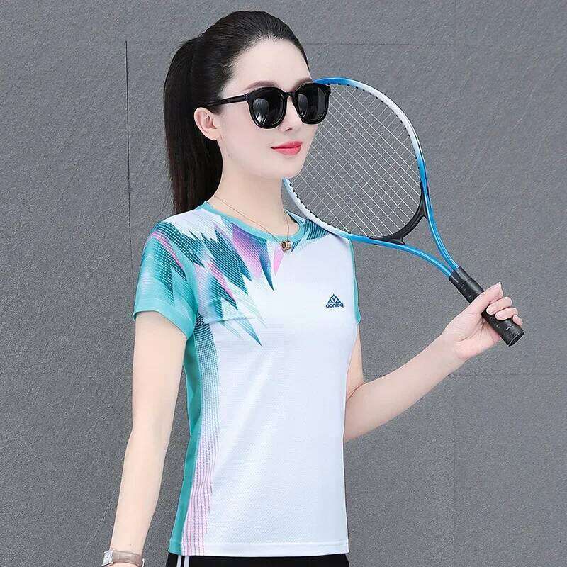 New 2025 Women's Summer Sportswear Ice Silk round Neck Short Sleeve T-Shirt Running Top Breathable Sun Protection Fashionable