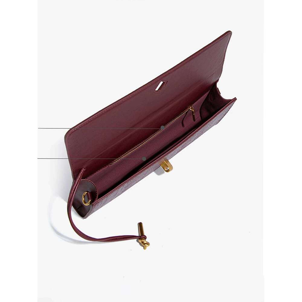 Burgundy bag cherry red envelope wine red envelope upscale new handbag European and American flip hand organ b J250625