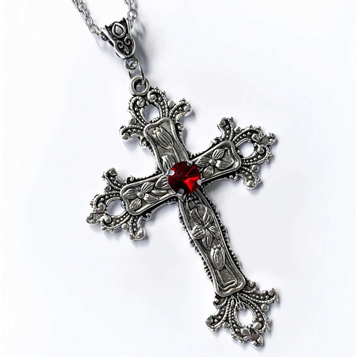 Y2K Punk Crystal Big Cross Pendant Necklaces for Women Men Gothic Irregular Cross Clavicle Chain Necklaces Aesthetic Jewelry M250625