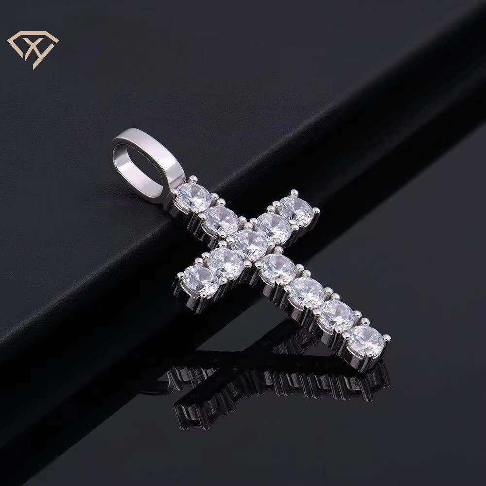 2025 new high-end niche S925 silver inlaid moissanite cross gold-plated platinum pendant cross-border quality jewelry