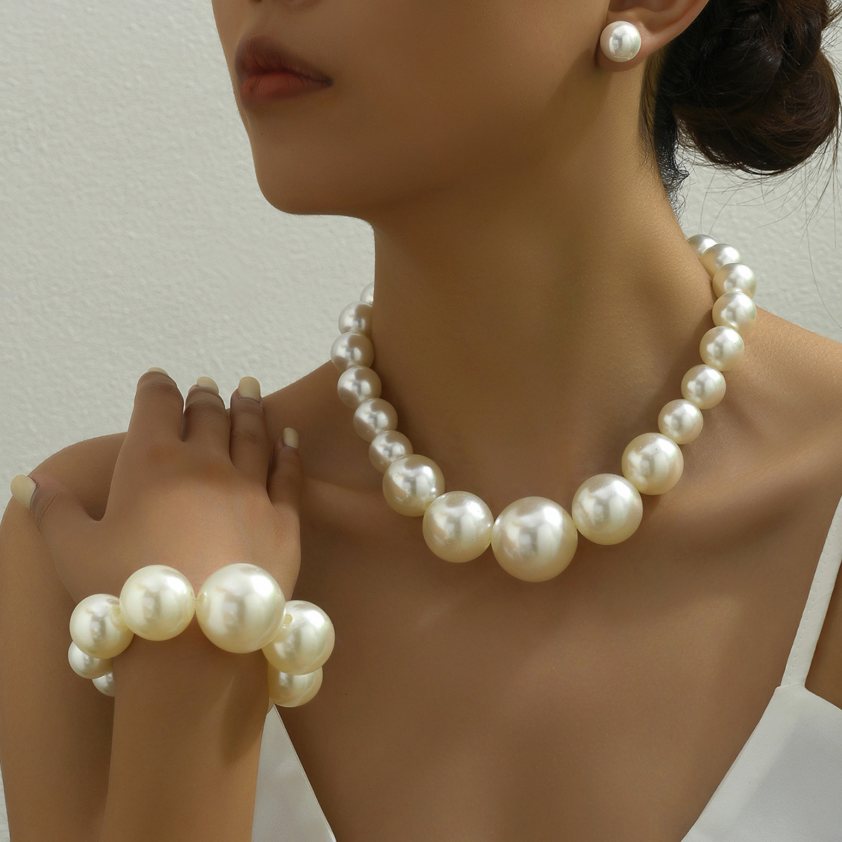 Style Simple Earrings Pearl Set Baroque Clavicle Chain Bracelet Ear Jewelry