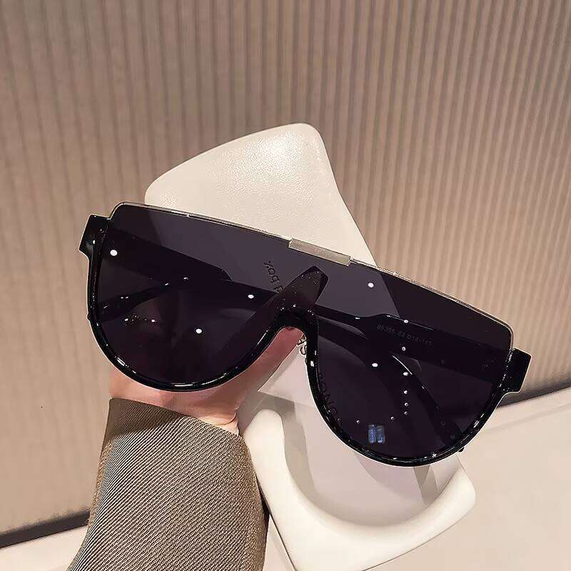 DHcollectionsWomen fashion Photography Face Cover Sunglasses