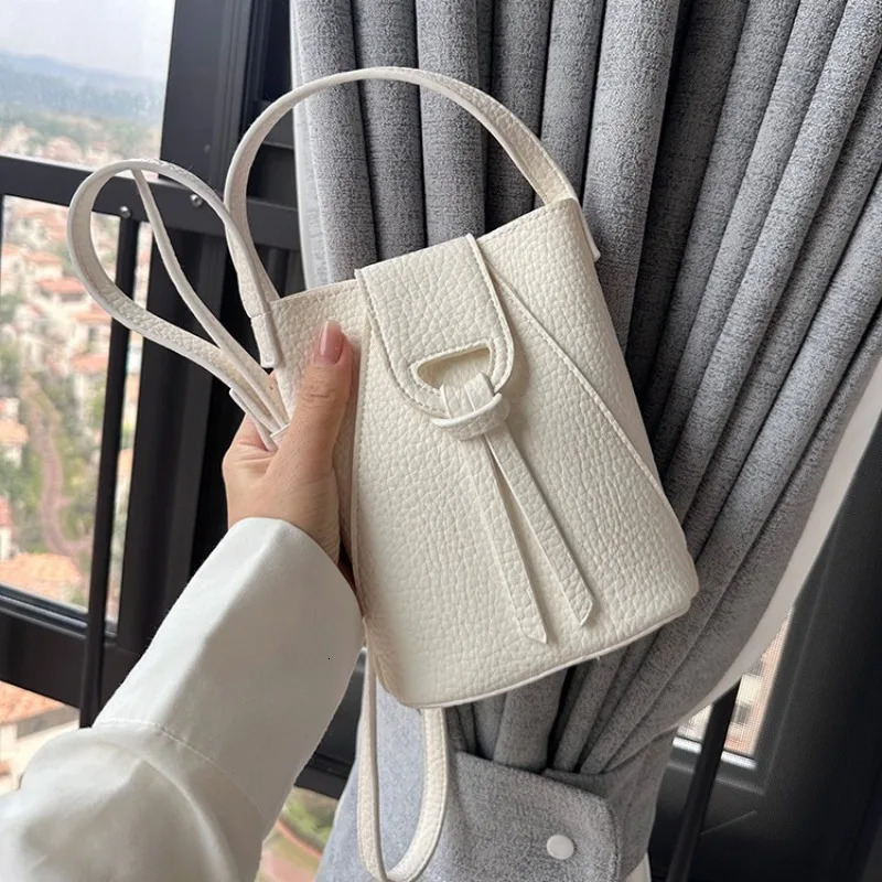Trendy and Minimalist Bucket Bag with Simple Knot Like Decoration and Good Quality Leather Material Women Bucket Bag 250623