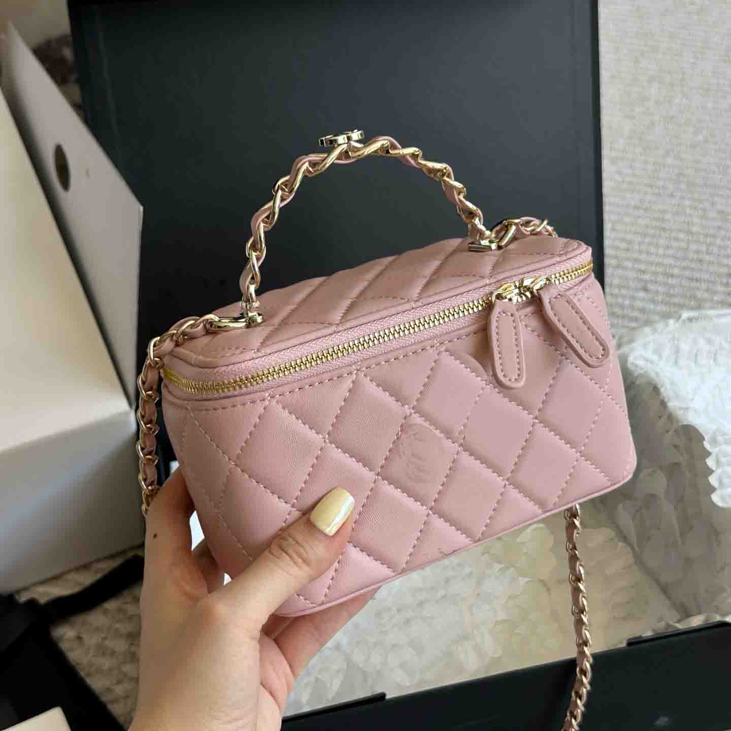 Designer Women's Cosmetic Case Classic Cosmetic Bag Case Shoulder Bag Armpit Bag Designer Handbag Makeup Bag Makeup Bag Storage Cosmetic Mini Crossbody Bag
