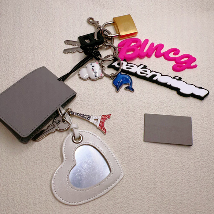 2025 New Rodeo Charm Metal Lock Chain Letter Keychain Handbag Backpack Handheld Crossbody Bag Car Key Product Fashion Decoration Accessories Rodeo Bag 43ew