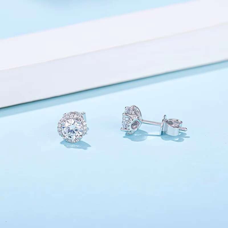 925 Sterling Silver GRA Certified Round Cut Moissanite Stud Earrings Silver Plated Classic Halo Design Moissanite Earings Stud