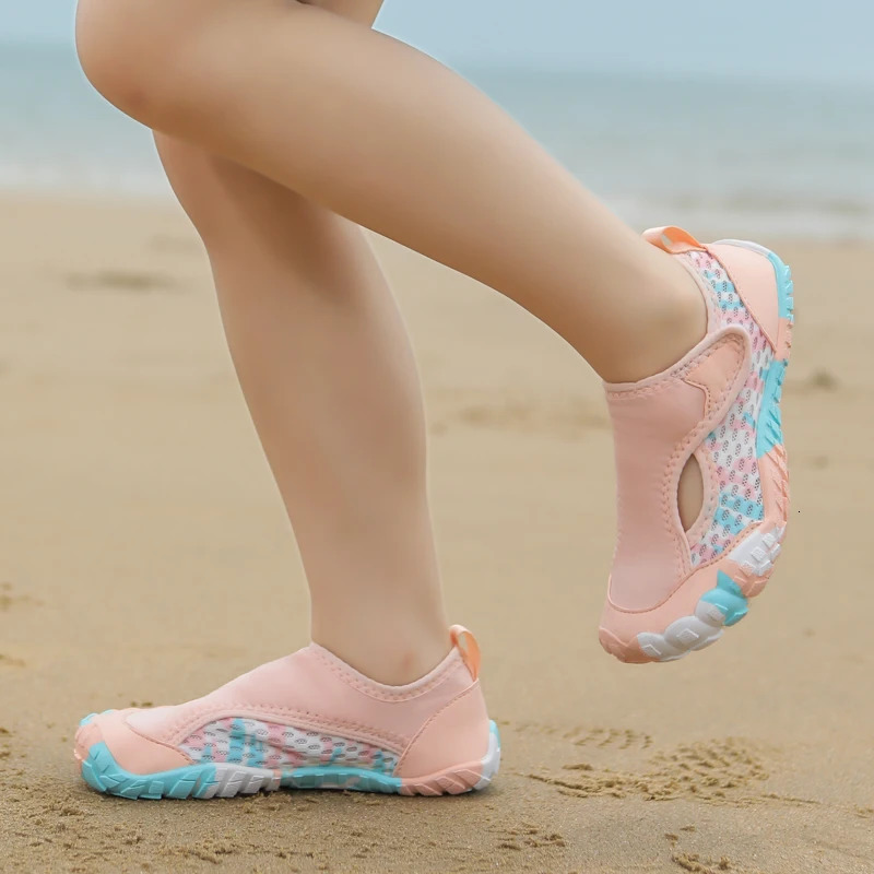 Quick Drying Water Shoes Non-Slip Breathable Summer Aqua Beach Sandal Flat Shoe Seaside Slipper For Men Kids Gril Creek Shoes 250624