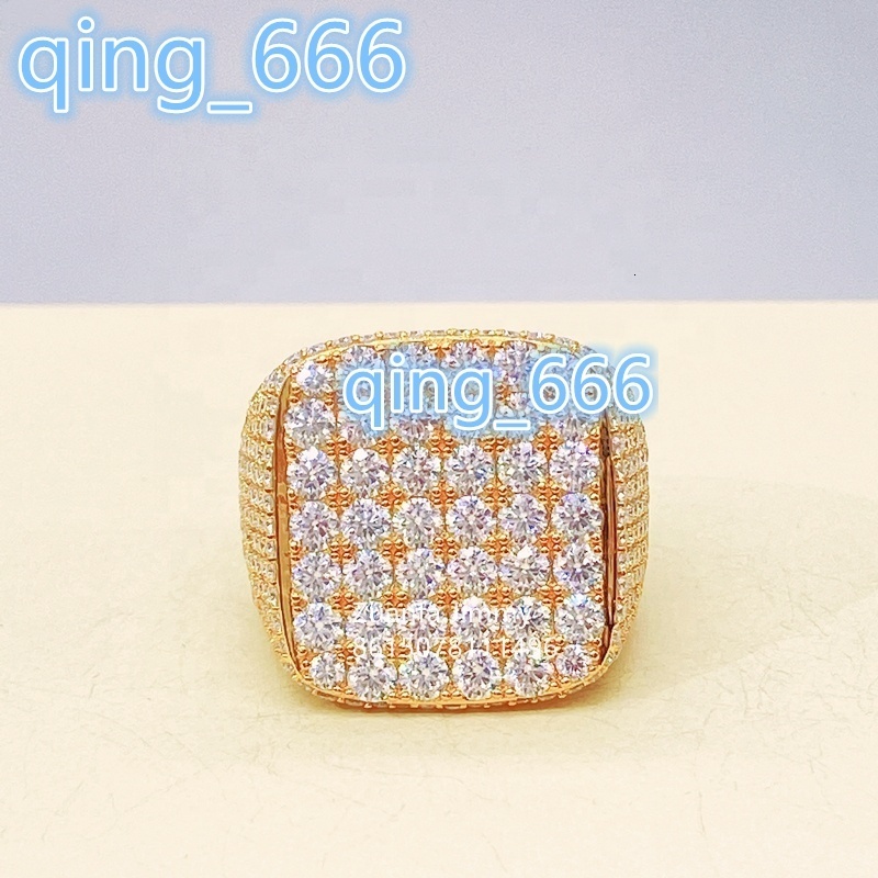 Hip Hop Ring Shining Bling 925 Sterling Silver 14K 18K Gold Plated Iced Out Jewelry VVS Moissanite Diamond Pinky Square Rings
