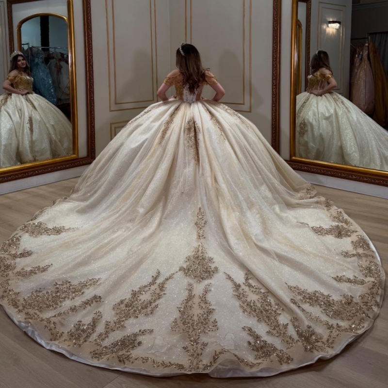 Champagne Shiny Quinceanera Dresses Ball Gown Off The Shoulder Applique Lace Beading Crystal Tull Corset Sweet 16 Dress Vestidos 15 Anos