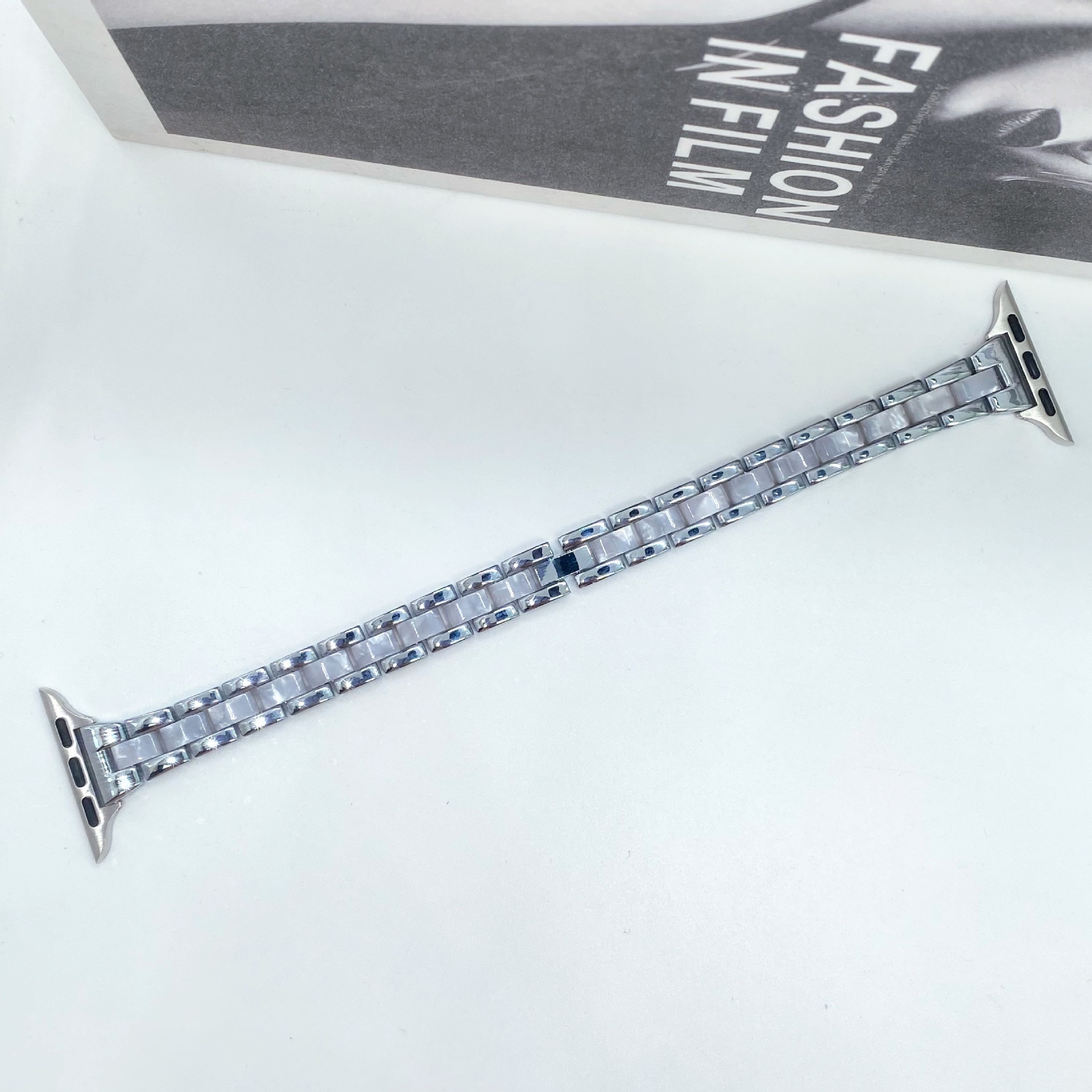 Luxury Premium New Release High-End Fashion Metal & Resin Thin Three-Bead iWatch Band for Apple Watch Series 1-9