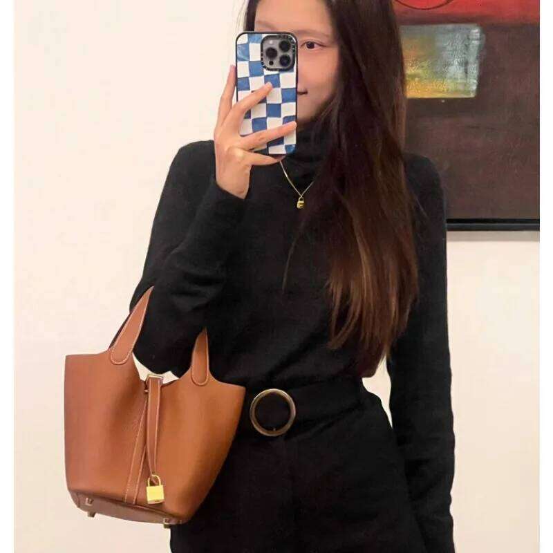 Toilet Leather Women's Handbag High Feel, Large Capacity Head Layer Cowhide Basket Bag