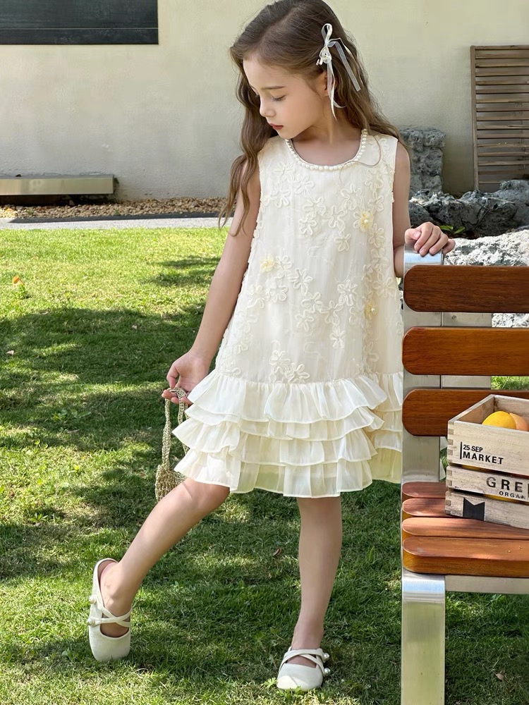 Girl's cake dress butterfly three-dimensional decoration dress casual dress vest dress birthday party dress, princess dress