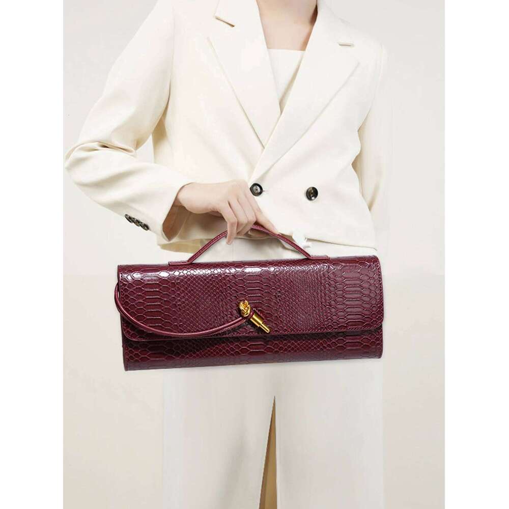 Burgundy bag cherry red envelope wine red envelope upscale new handbag European and American flip hand organ b J250625