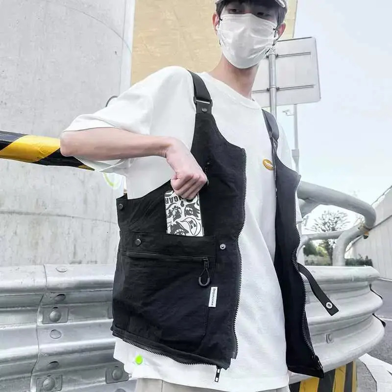 2024 Multifunction Tactical Hip Hop Techwear Cargo Vest Men Women Outdoor Camping Dualuse Variable Backpack Waistcoat 250617