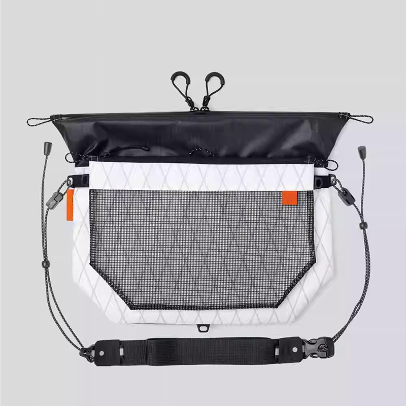 Lightweight casual small shoulder bag, portable hiking and outdoor bag, waterproof and tear resistant single shoulder bag, mountain style crossbody ba