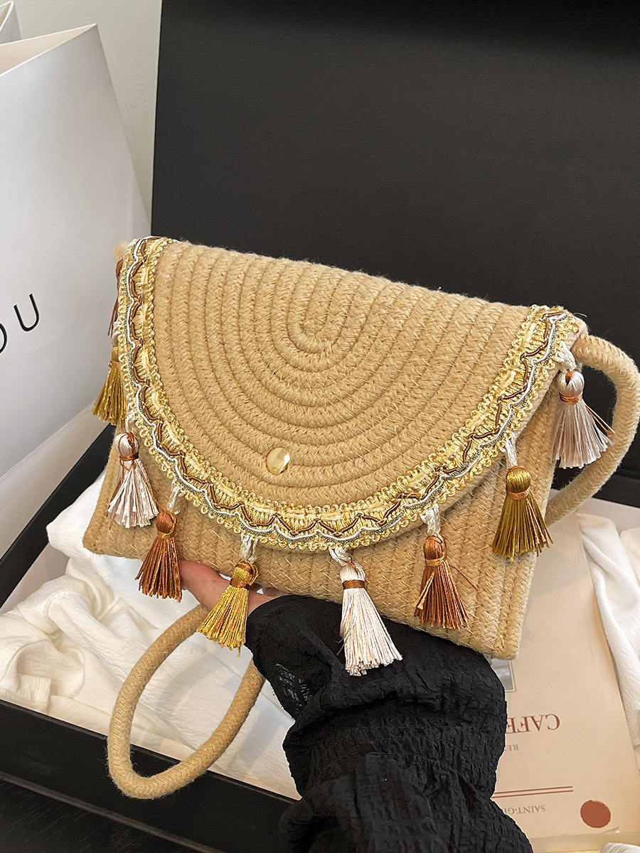 Bohemian tassel bags for women 2025 styles in the summer ethnic style woven bags single - shoulder and cross - body bags for seaside vacations