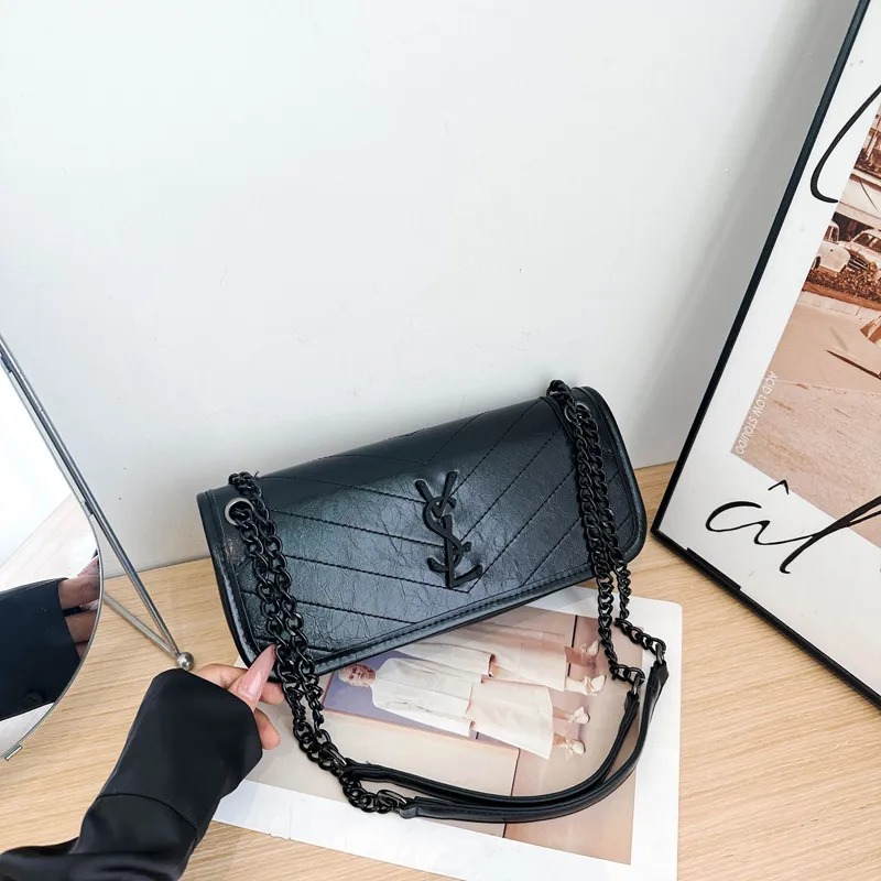 Free Shipping Designer Bag 2025 Fashion Women New Chain Tote bag trend Shoulder bag Shoulder Bag Simple Commuter Handbagslant Cross bag A++
