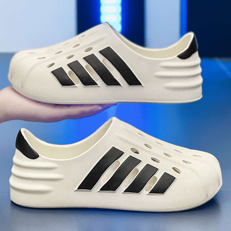 Classic four hole men's plus size casual beach shoes, thick soled breathable flat shoes, fashionable sandals, summer sandals, men's and wome