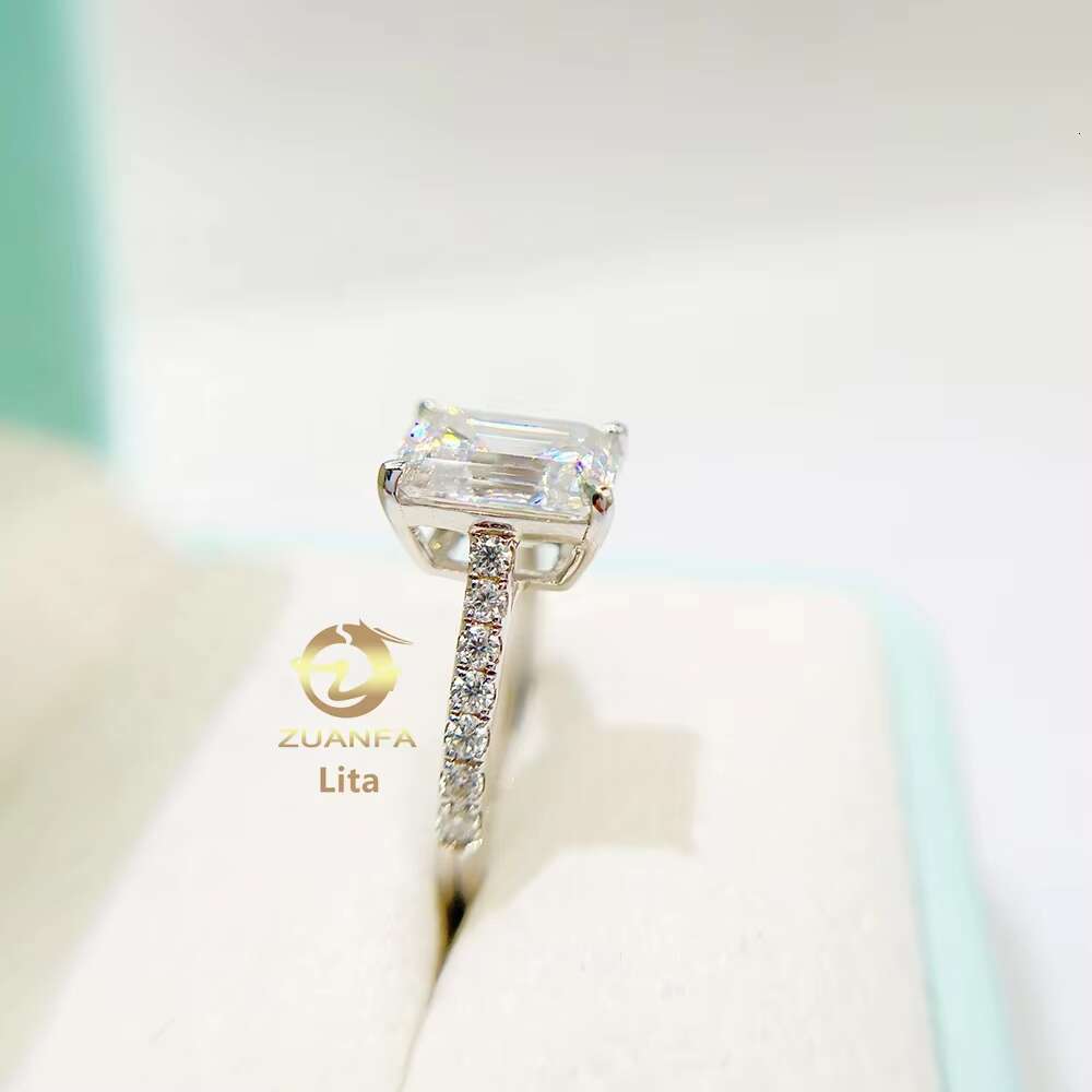 Wholesale Price Prong Setting Iced Out 5ct Emerald Cut Moissanite Sterling Silver Engagement Rings