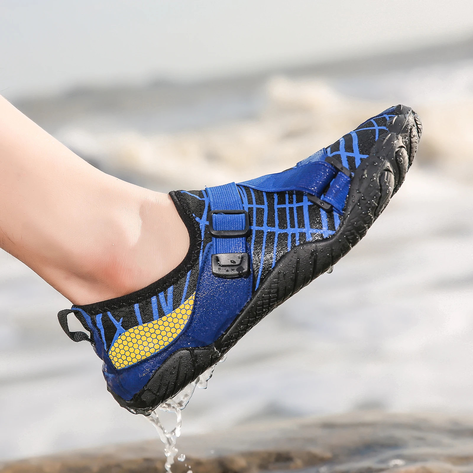 Mens Elastic Aqua Shoes Breathable Women Outdoor Wading Sneakers Quick Dry Water Shoes for Diving Swimming 250624