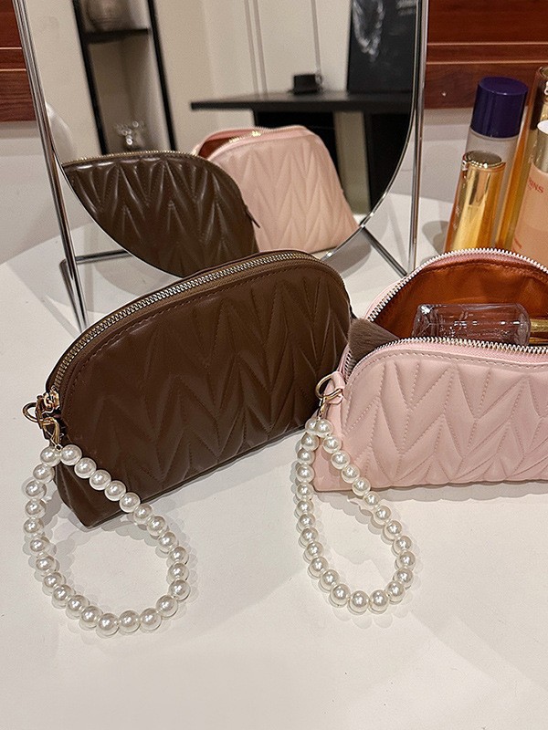 Trendy New Pearl Chain Embroidery Thread Large Capacity Makeup Handheld Versatile Travel Waterproof PU Toilet Storage Bag