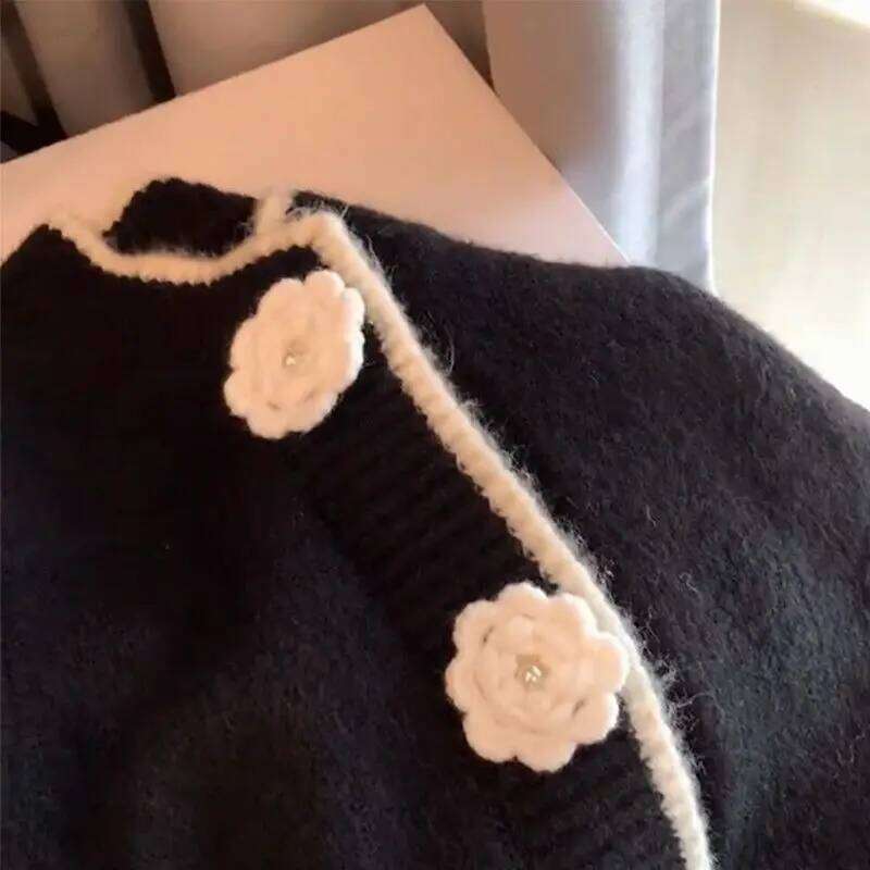 Pull Femme Tops Vintage Black Knitted Cardigan Flower Sweater Women Y2k Autumn Winter Feminino Jacket Slim Knit