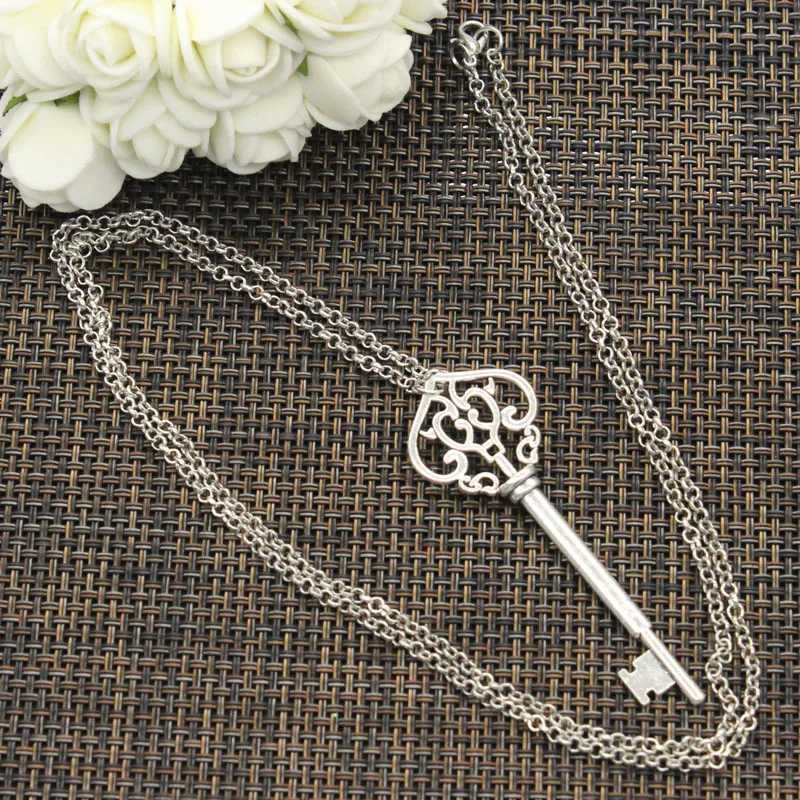 New Fashion Necklace Vintage Skeleton Key 69mm Silver Color Pendants Short Long Women Men Colar Gift Jewelry Choker V250625