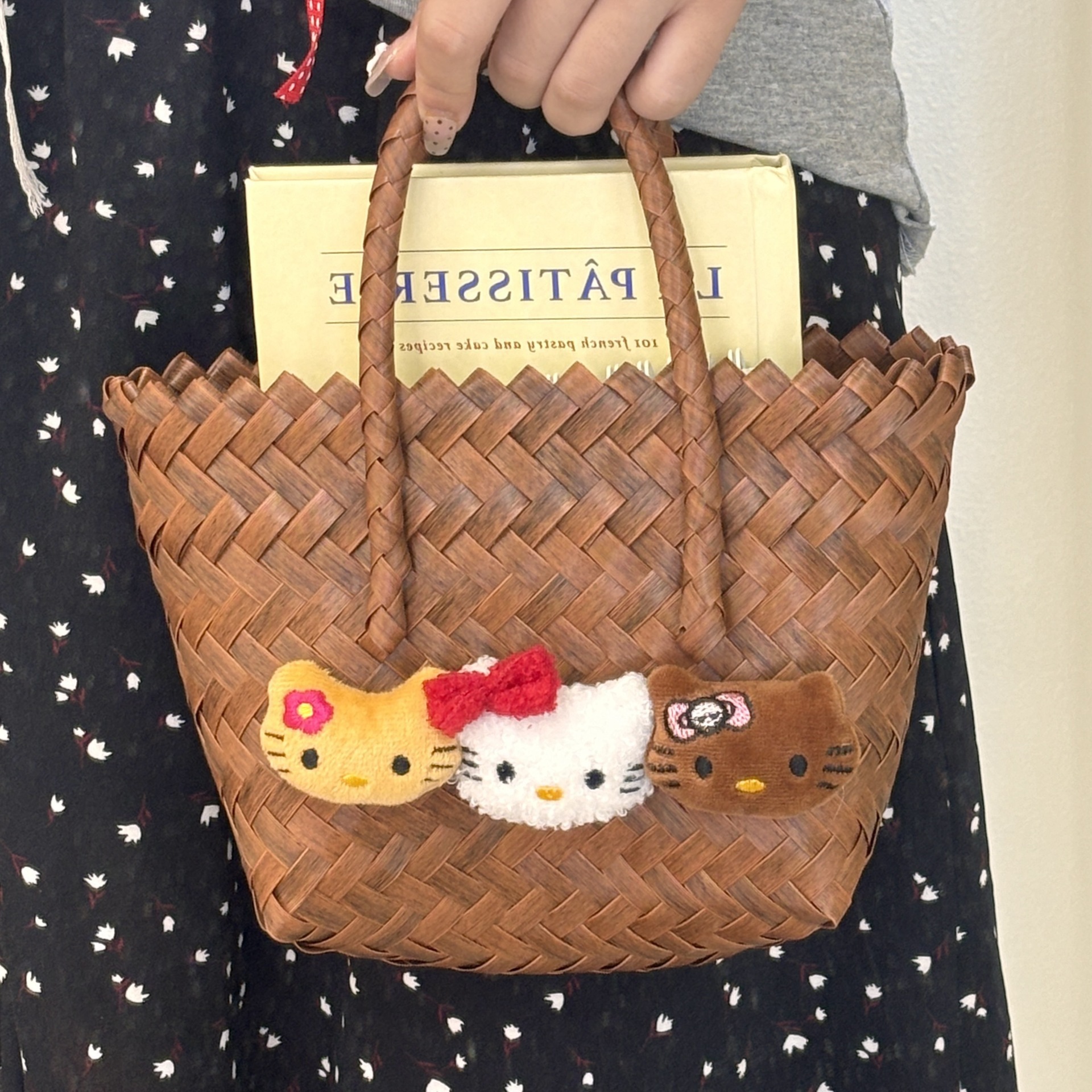 Free Shipping 2025 New Designer Bag High-end Beach Bag Custom Summer Cat Imitation Rattan Handmade Cute Basket Thick Handbag For Women
