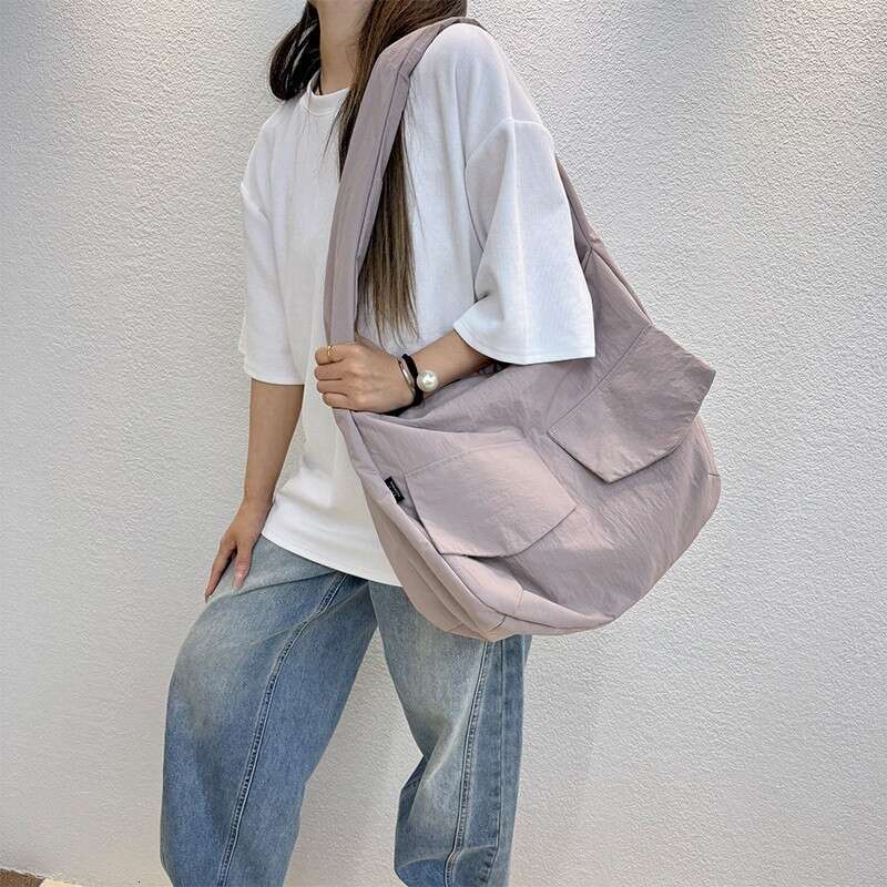 Korean Fashion INS Lightweight Tote for Women Large Capacity Simple Shoulder Relaxed Lazy Style Trendy Crossbody Bag