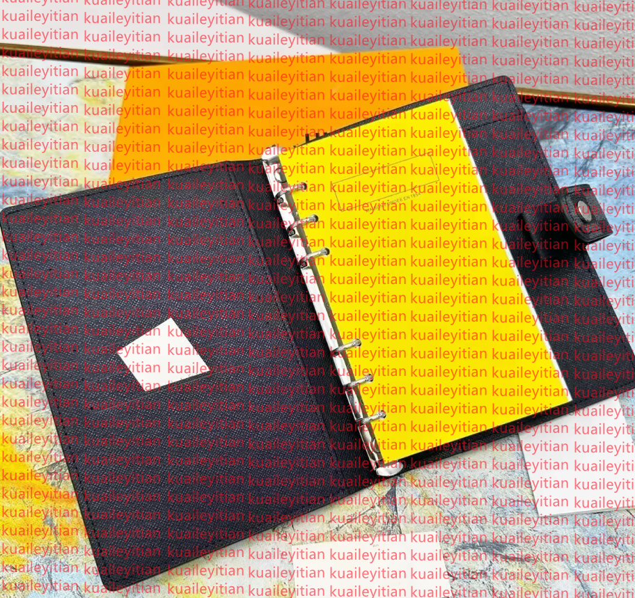 2025 Designer Large DESK AGENDA COVER Holders Memo Planner Men Women Notebook Diary Agendas Protective Case Card Passport Holder Wallet Desktop Notepad Covers