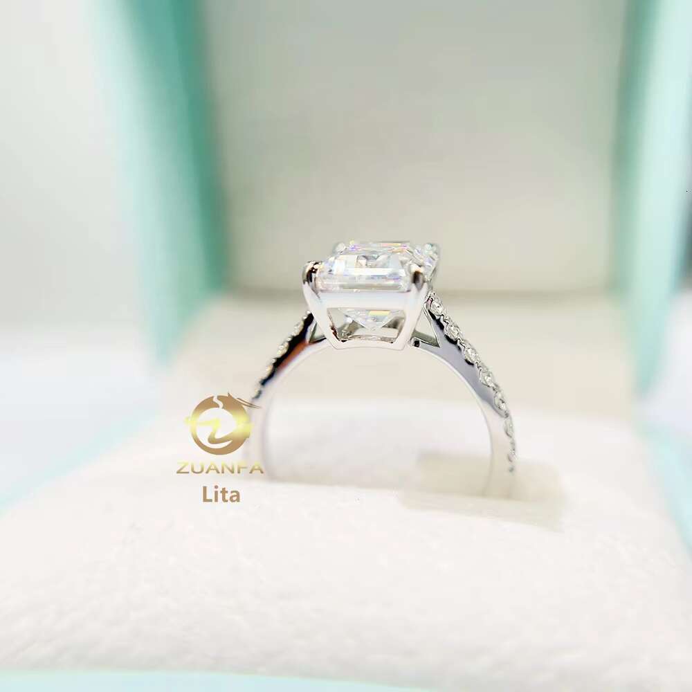 Wholesale Price Prong Setting Iced Out 5ct Emerald Cut Moissanite Sterling Silver Engagement Rings