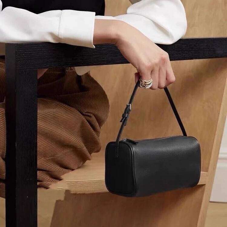 Designer Bag 90S Top-Grain Cowhide Pen Case Versatile And High-End Round Bag, Women's Casual Underarm Handbag