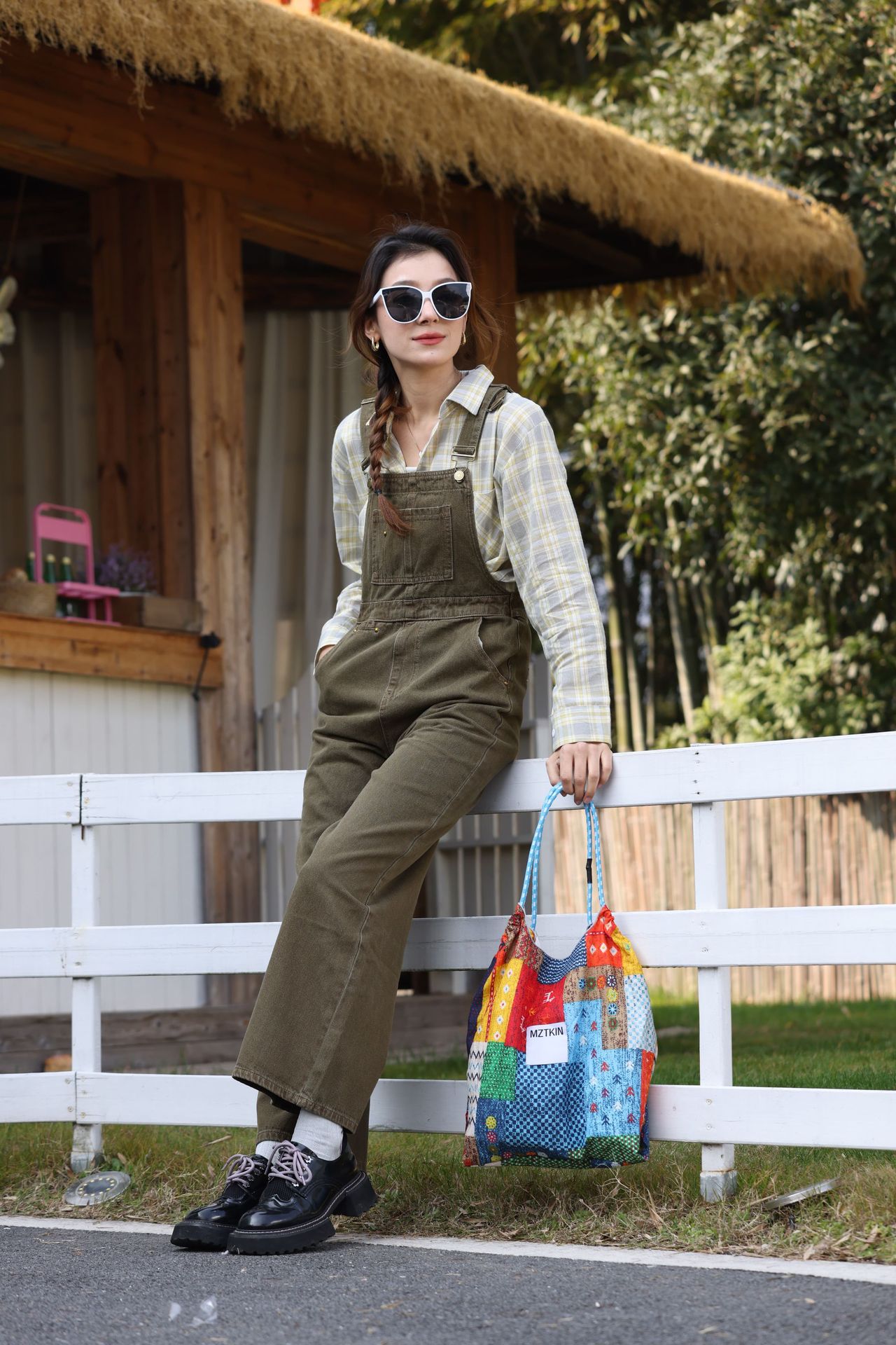 new original design patchwork handmade bags with ethnic style versatile for daily use single - shoulder and cross - body bags