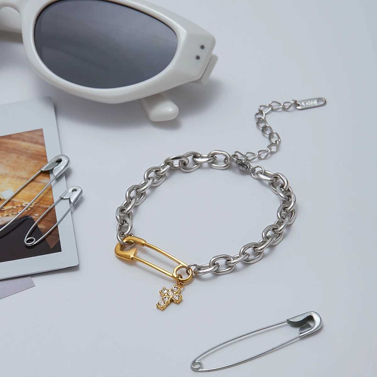 Youthway Clip Clasp Silver Link Chain Bracelet Bangle Unisex Desgin Cross Charm Stainless Steel Waterproof Wrist Jewelry New X250625