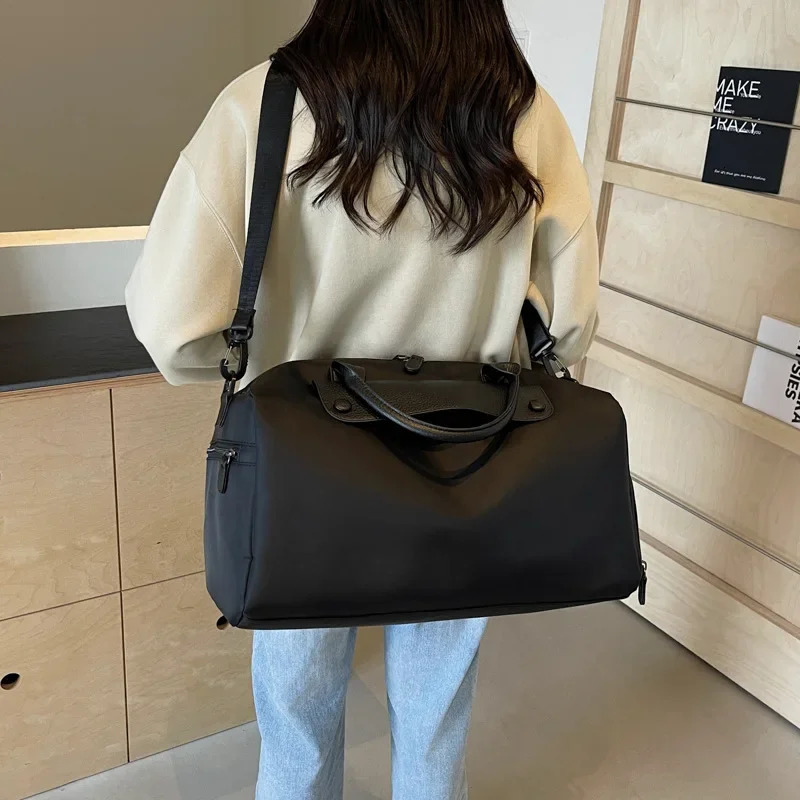 Short distance business trip large capacity commuting luggage bag dry wet separation fitness bag hand-held travel bag 250623