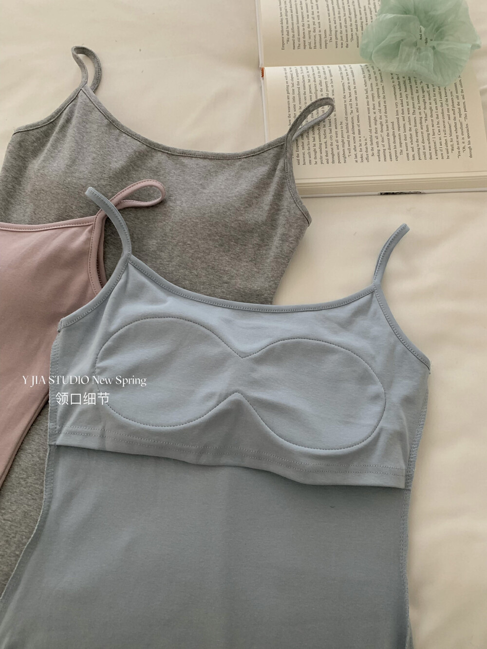 XL105 Hot girl comes with breast pads, slimming and versatile suspender dress