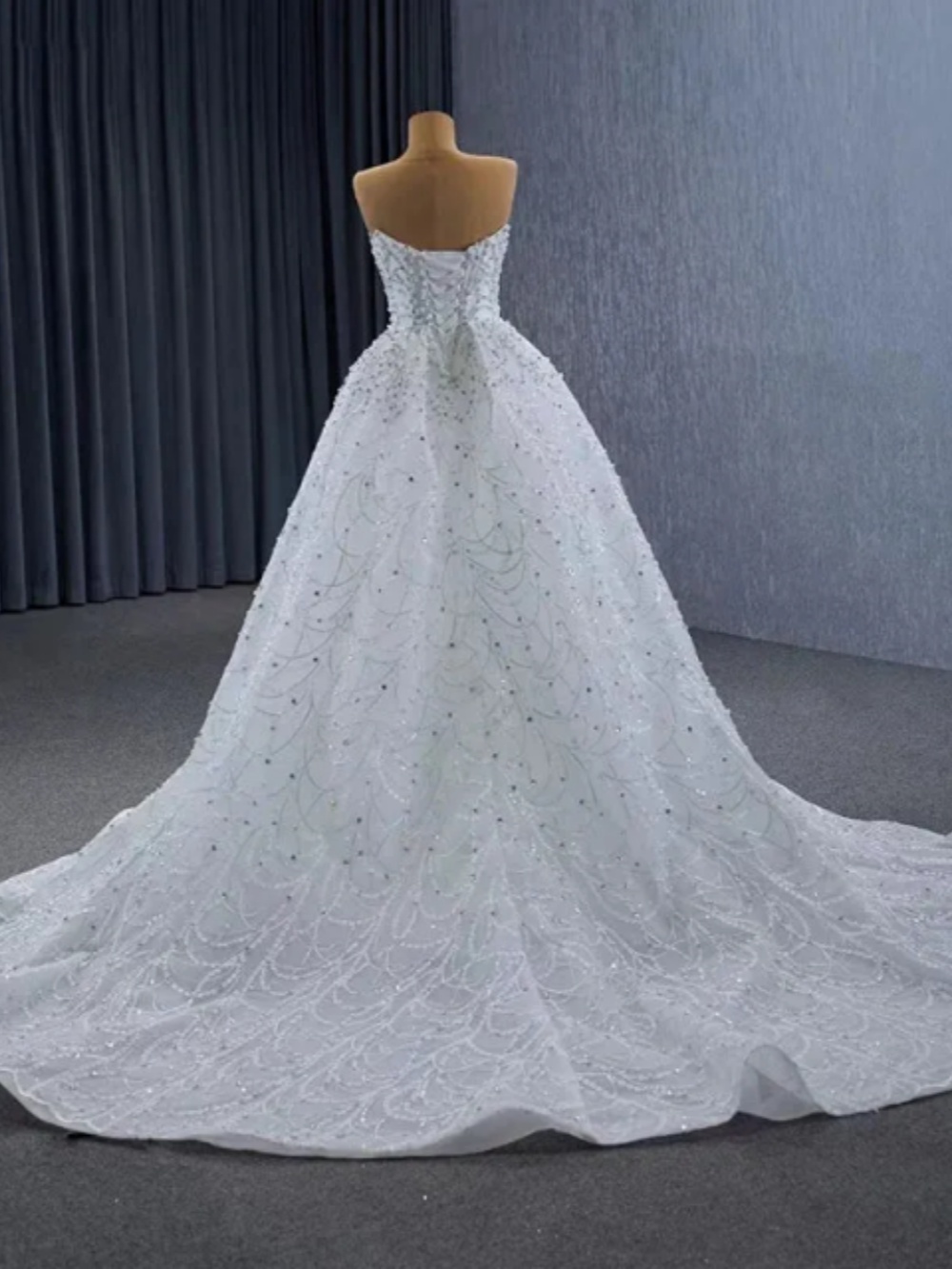 Luxury Pearls Mermaid Wedding Dress Beading Crystal Strapless Bride Gowns Detachable Sweep Train Bridal Dresses Customized