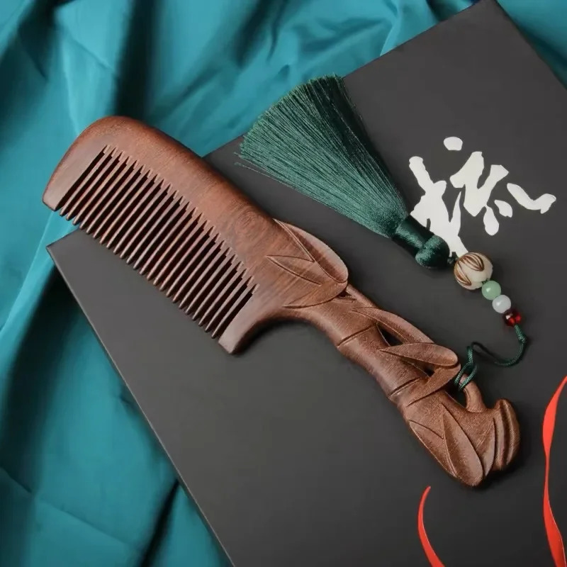 Natural Sandalwood Combs Solid Wood Carving Comb Anti-Static Beard Comb Handicraft Hair Styling Year Valentines Day Gift 250625