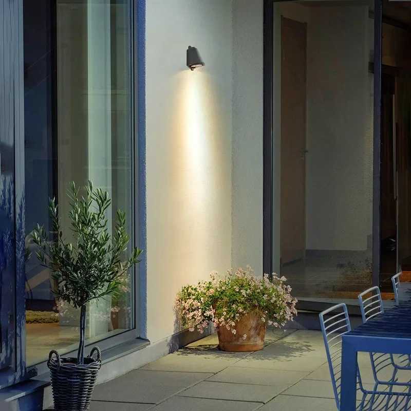 Outdoor Hallway Headlight Vintage Outdoor Wall Light Waterproof Wall Lamp Villa Garden Light XJ250624