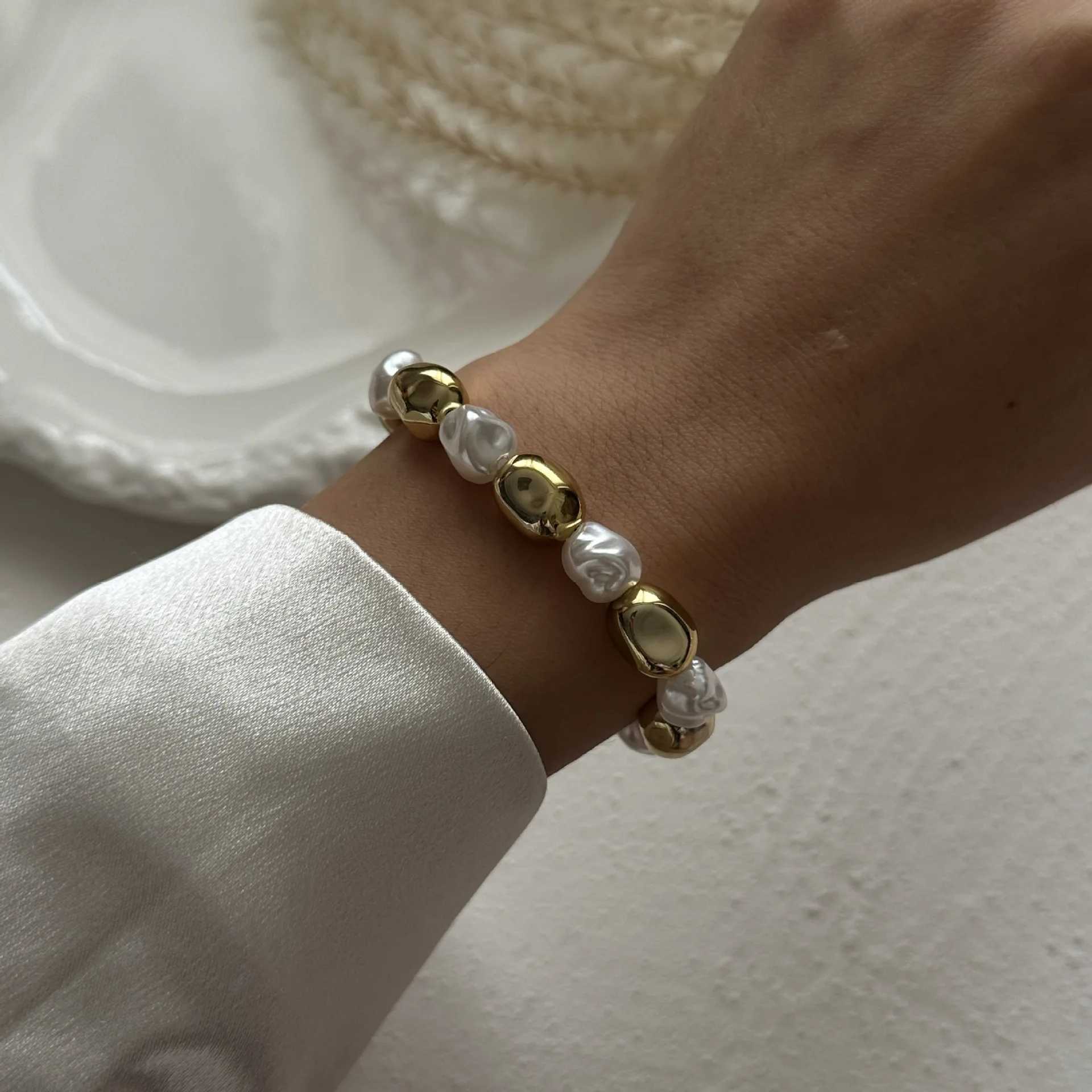 Vintage Metal Irregular Wave Twist Bracelet for Women Gold Color Exaggerated Chunky Cuff Bangle Hip Hop Party Punk Jewelry Gift X250625