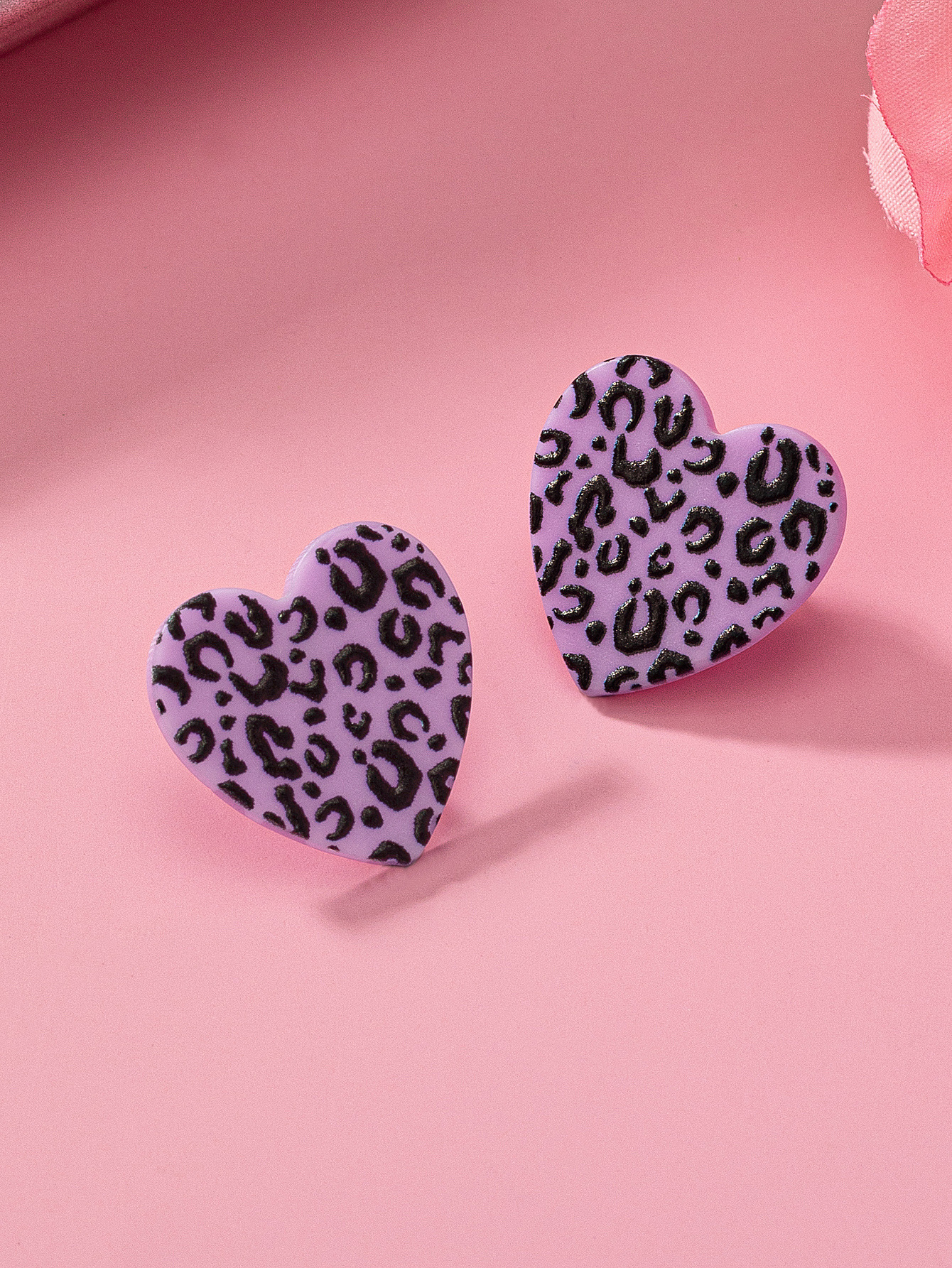 1 Pair Leopard Print Heart Earrings Delicate Fashionable Small Daily Versatile Photo Atmosphere Celebration