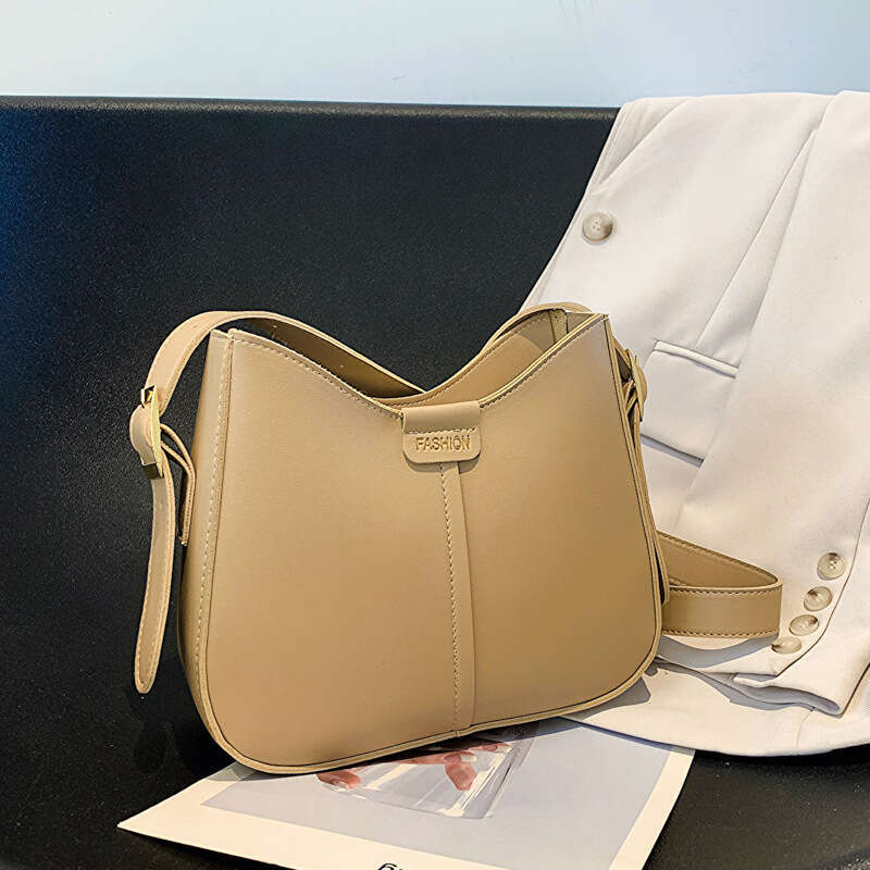 2025 New Trendy Simple Shoulder Crossbody for Women Stylish Niche Design Female Bag Korean Version Textured Bags