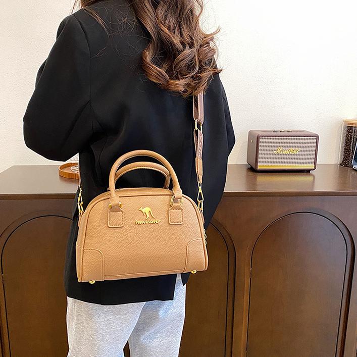 Free shipping new designer bag Shoulder Bags For woman Textured bowling bag crossbody bag minimalist and versatile Boston bag handbag