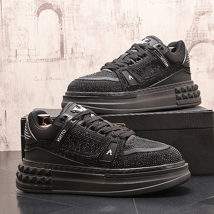 Designer Running Shoes for man Rhinestone casual shoes fashionable and personalized board shoes classic vintage Sports Shoes