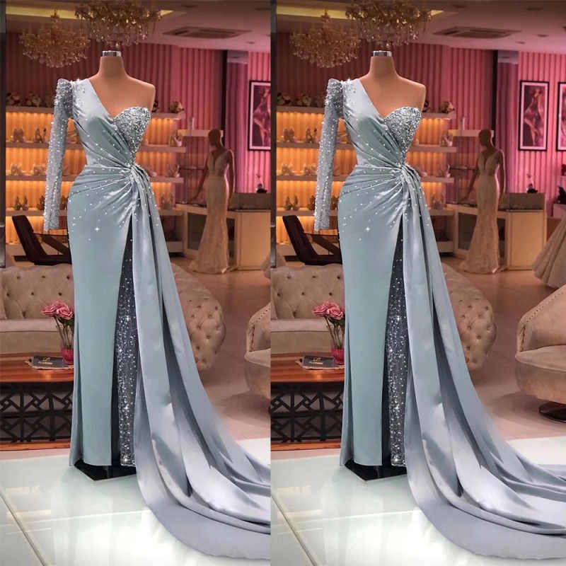Gorgeous Blue Delicate See Through Pearls Evening Dress Sexy Cut Out Cocktail Gown Women Prom Party Shimmering Customized Prom Wear vestido de novia