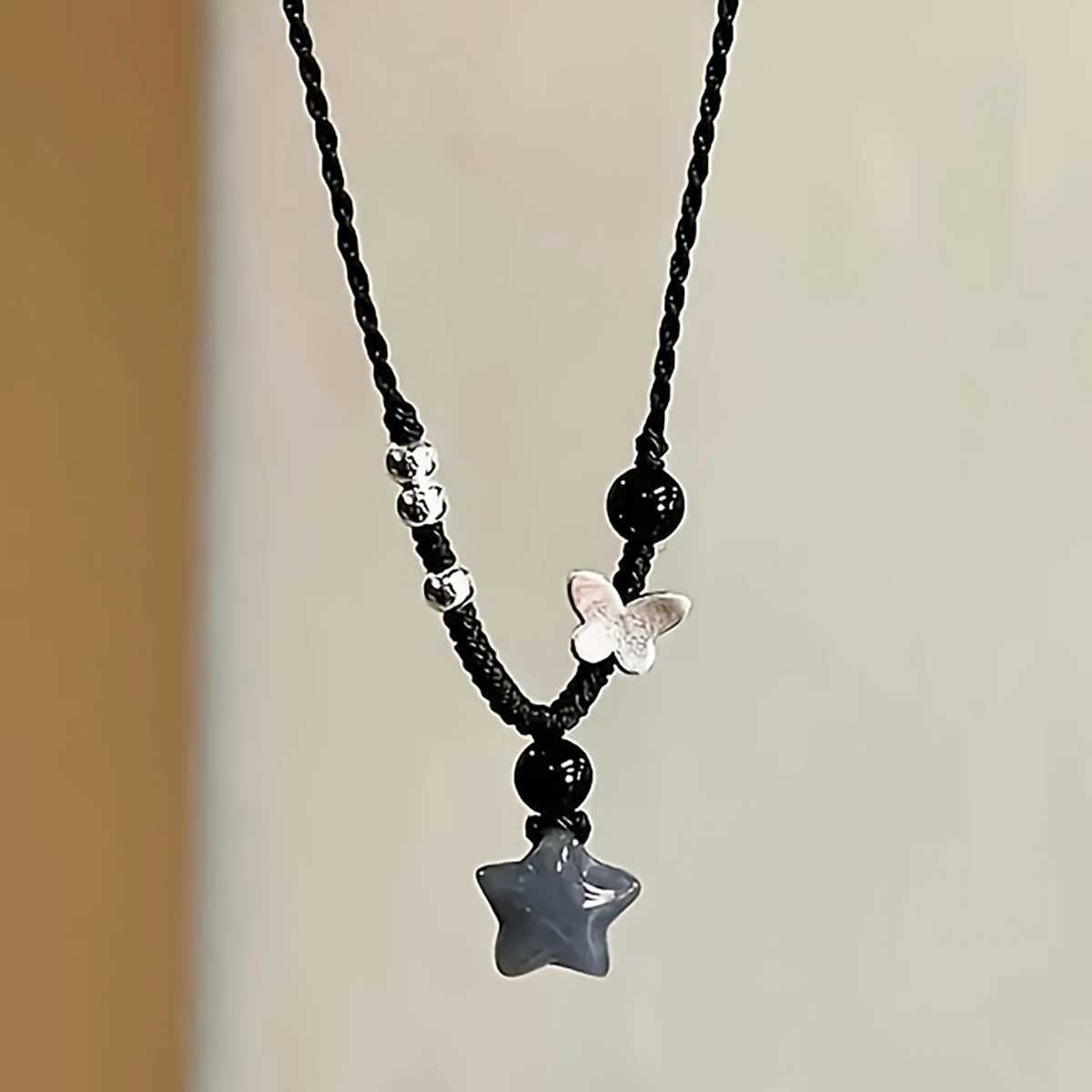 Vintage Black Rope Chain Short Necklace Korean Acrylic Star Pendant Necklace Womens Casual Fashion Party Jewelry V250625