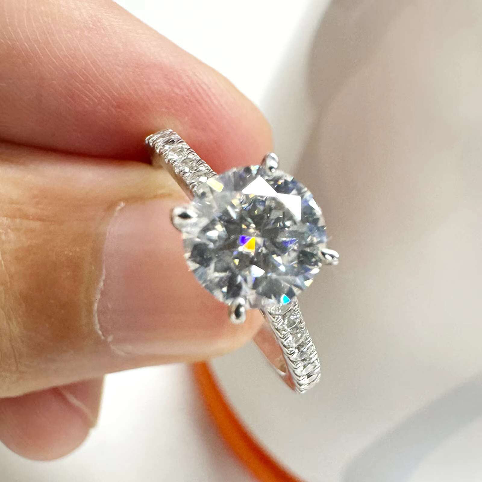 1.0CT Mossanite Women Wedding Jewelry Gift S925 Sterling Silver Pass Diamond Tester VVS GRA Moissanite Engagement Ring